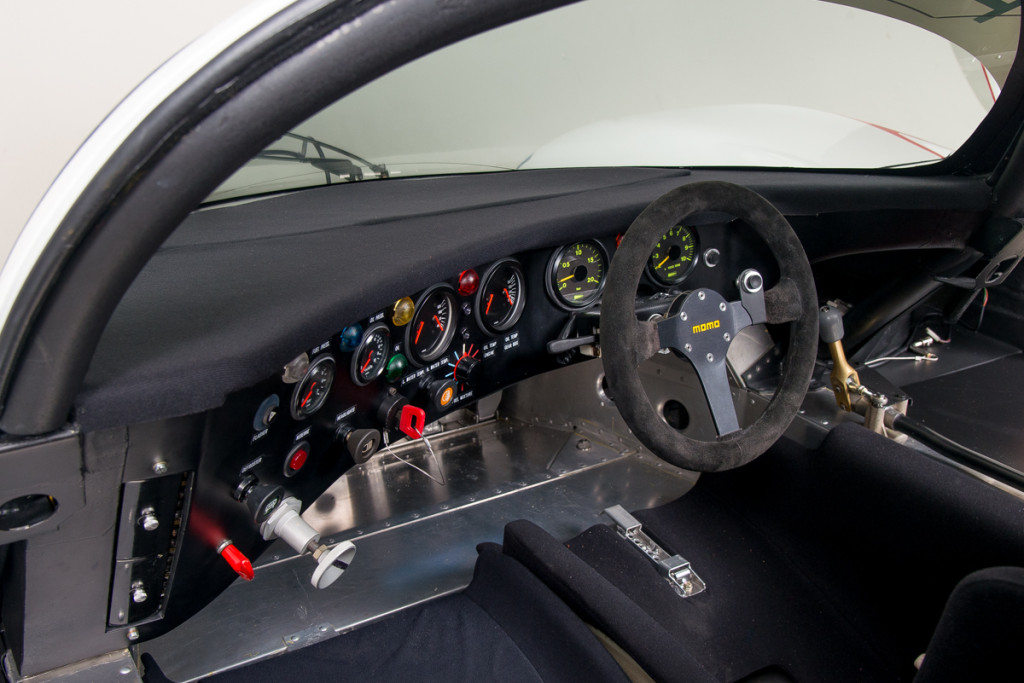 85 Porsche 962C 23