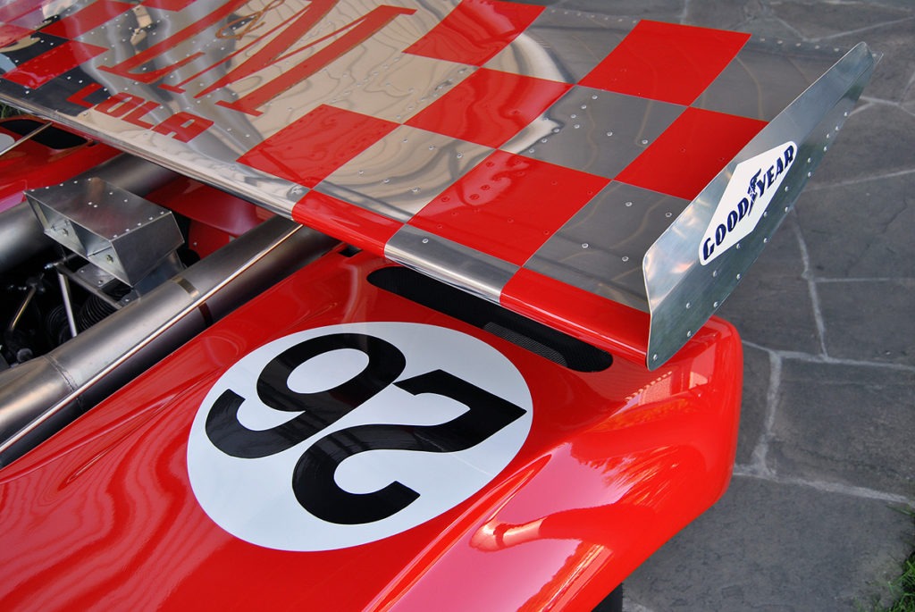 70 Lola T222 83